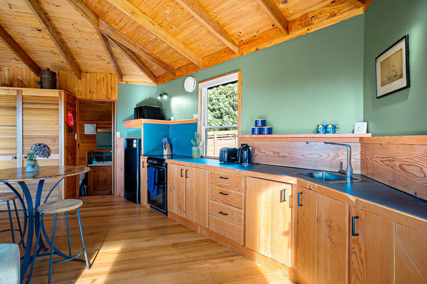 Mavista Cottage Featured Image 3