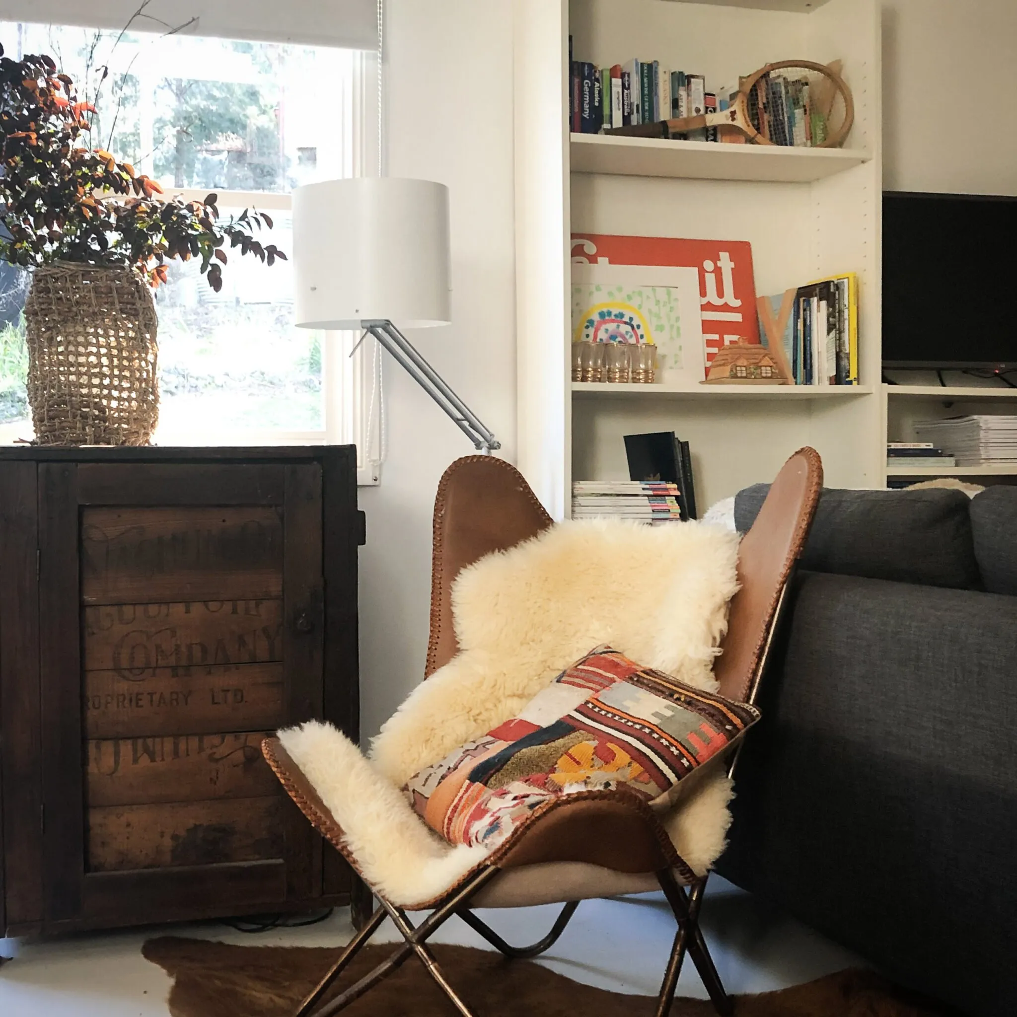 Square_ReadingNook_IMG_1655-2048x2048-1