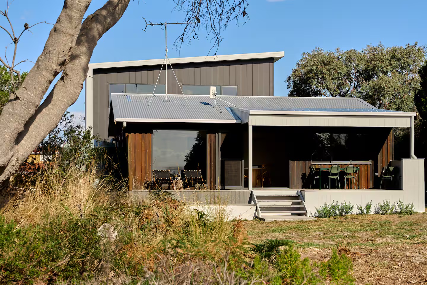 Joeys Place - Waterfront Serenity by the Swan River's featured image