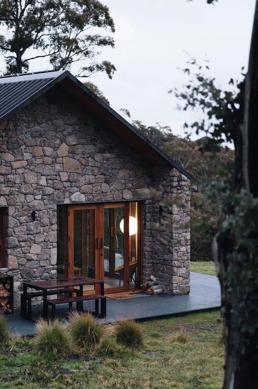 HostingWithHeart_MillCabin