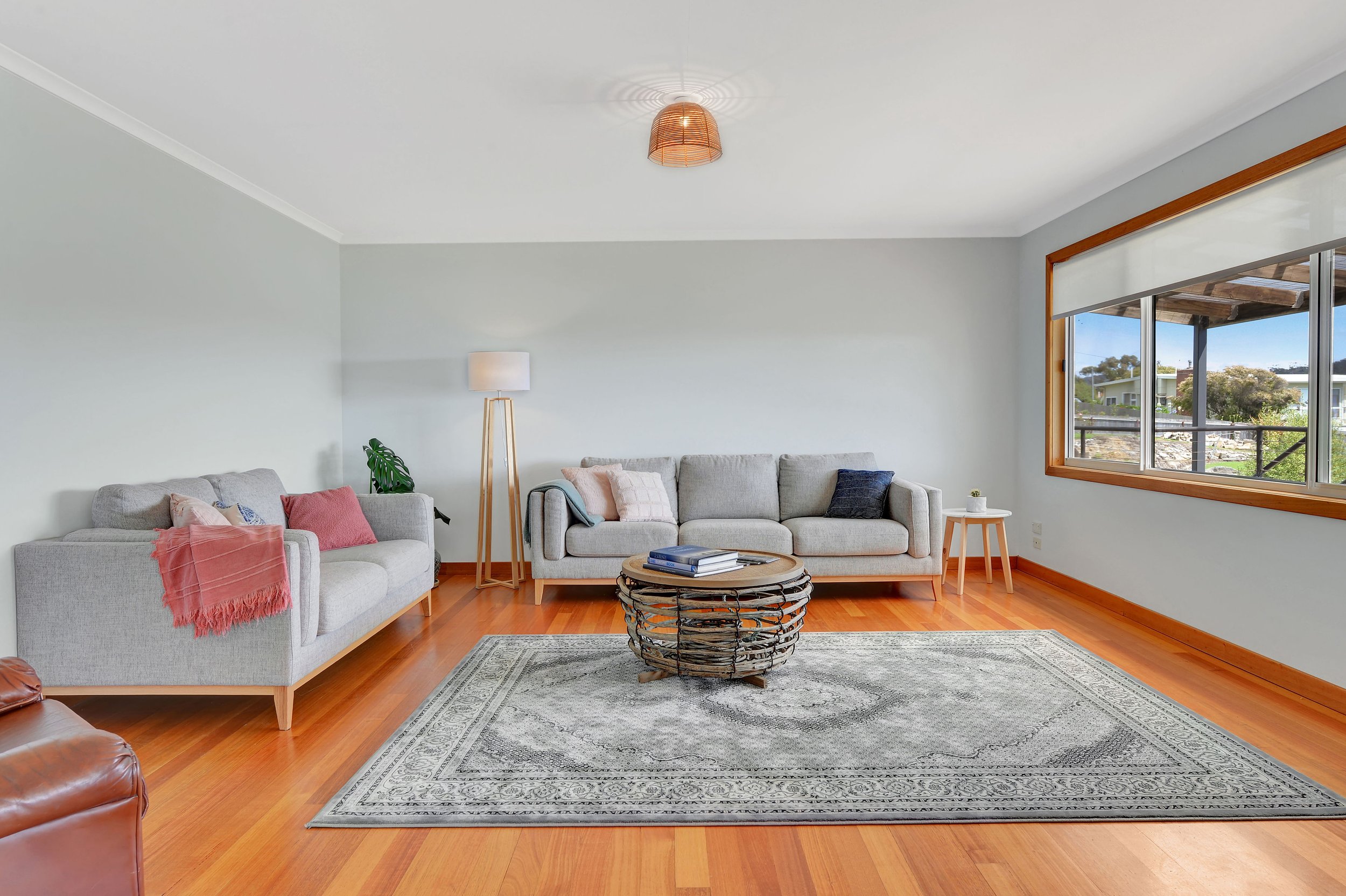 Scamander Beach House Featured Image 2