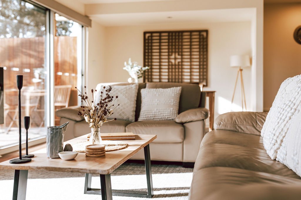 Luxury Oceanfront Escape - The Lookout Featured Image 1