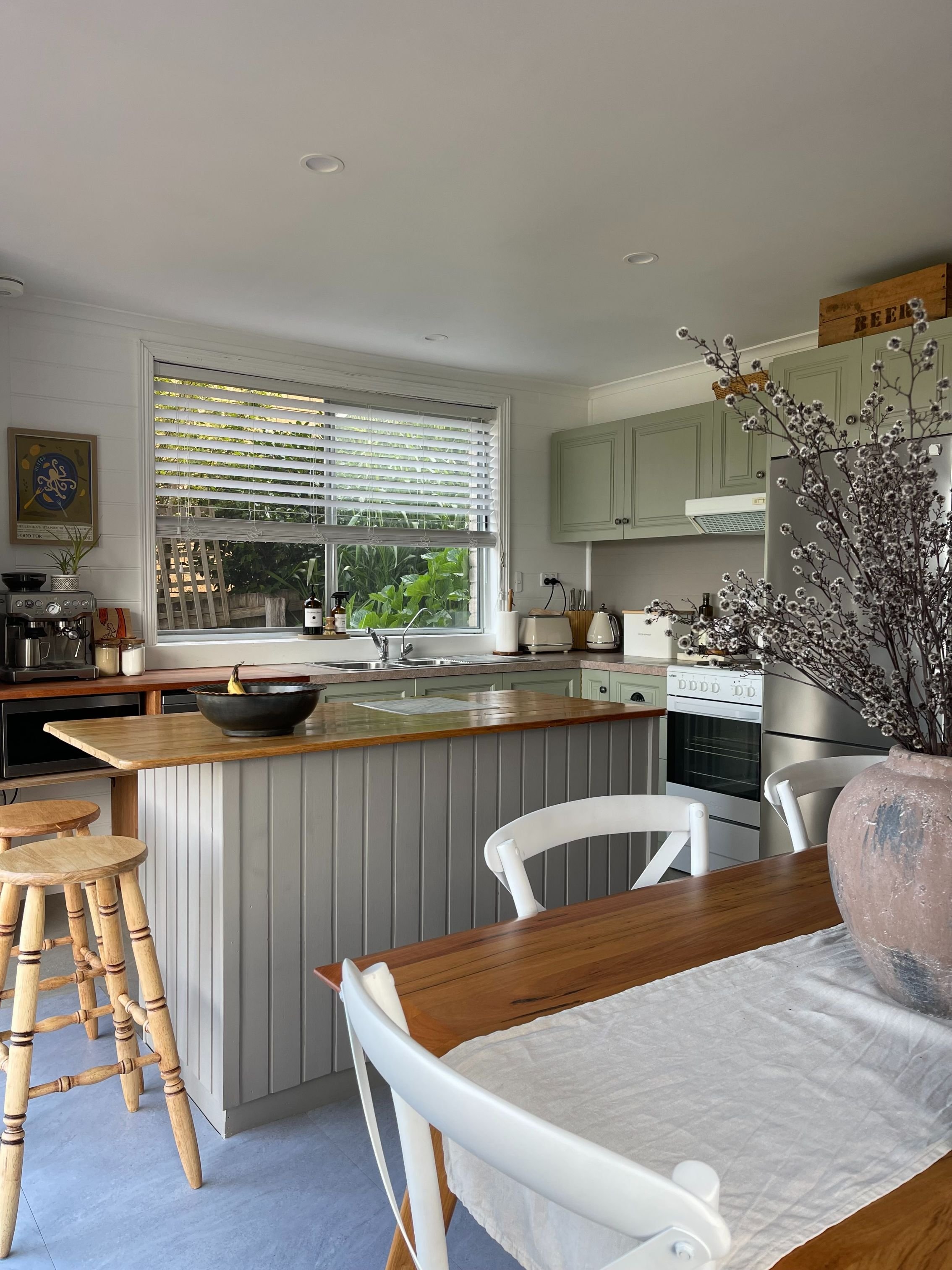 Travellers Rest - Coast Home Near Beach Featured Image 3