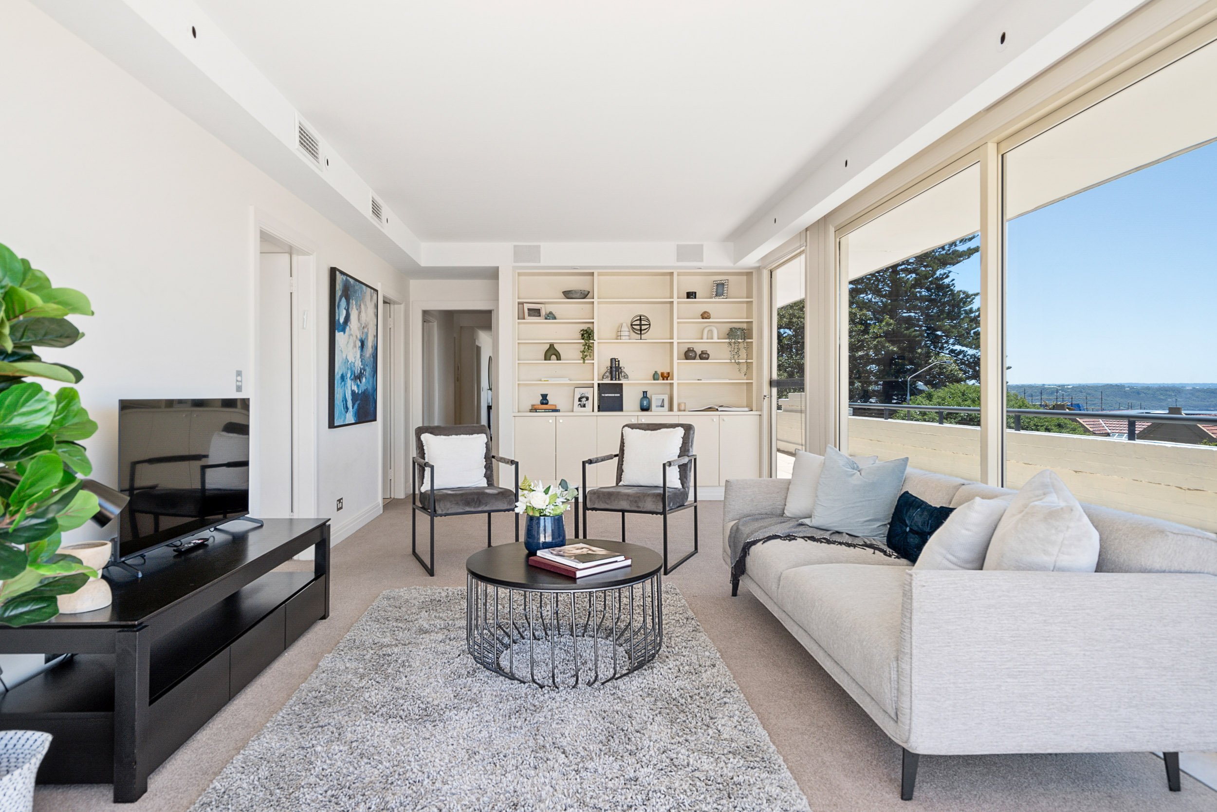 South Head - Premier Penthouse w/ Amazing Views Featured Image 1