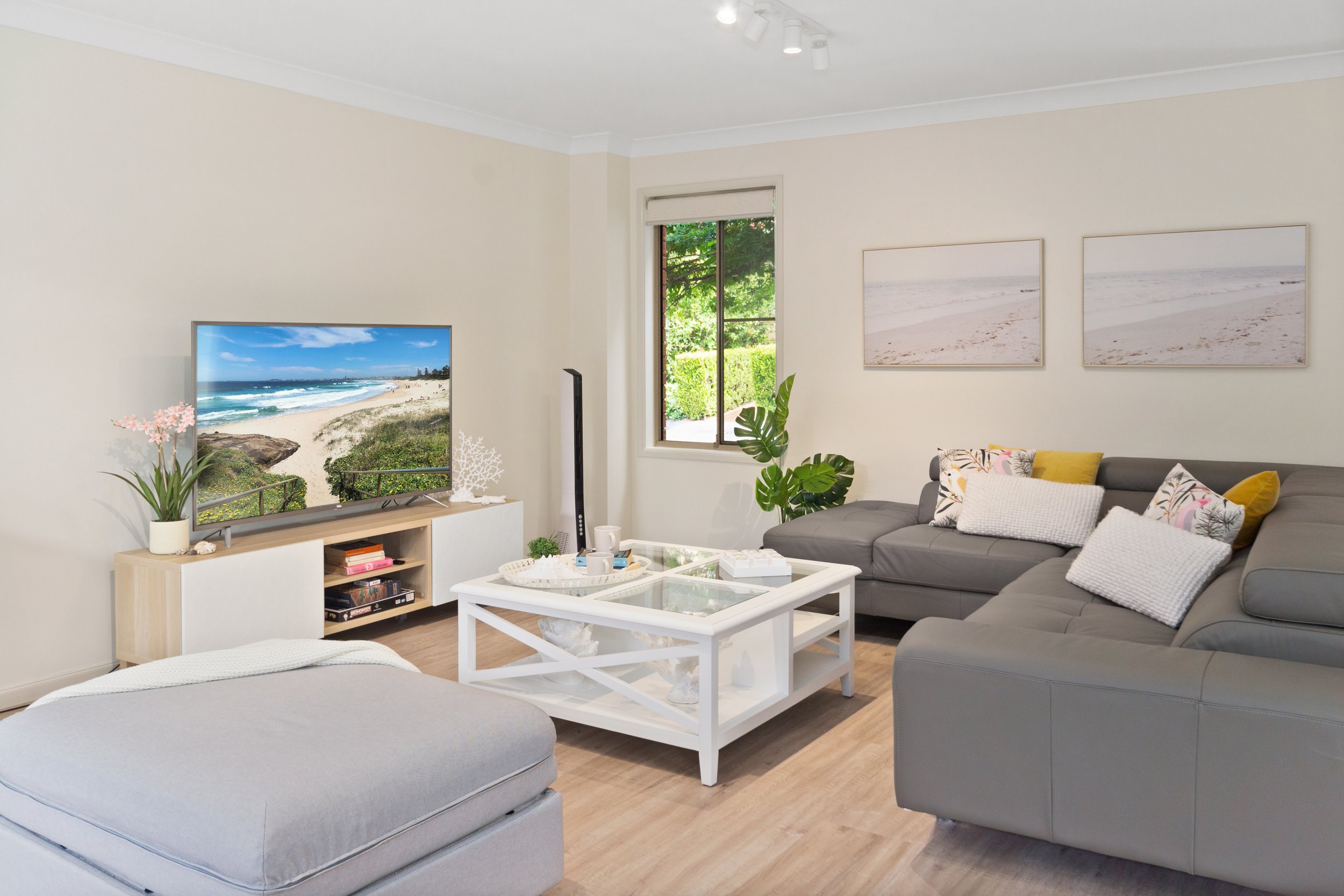 The Garden Townhome - heart of Wollongong Featured Image 1