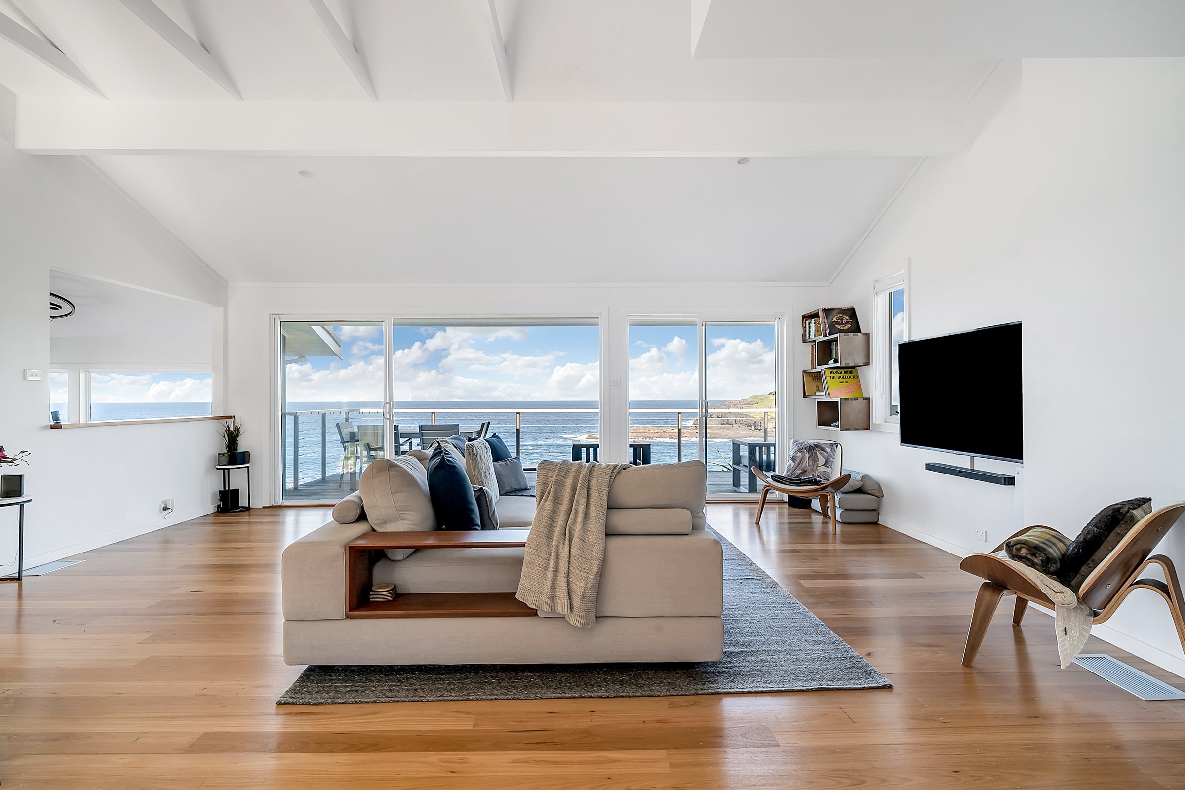 White Water - Stunning Ocean View w/ Private Pool Featured Image 2