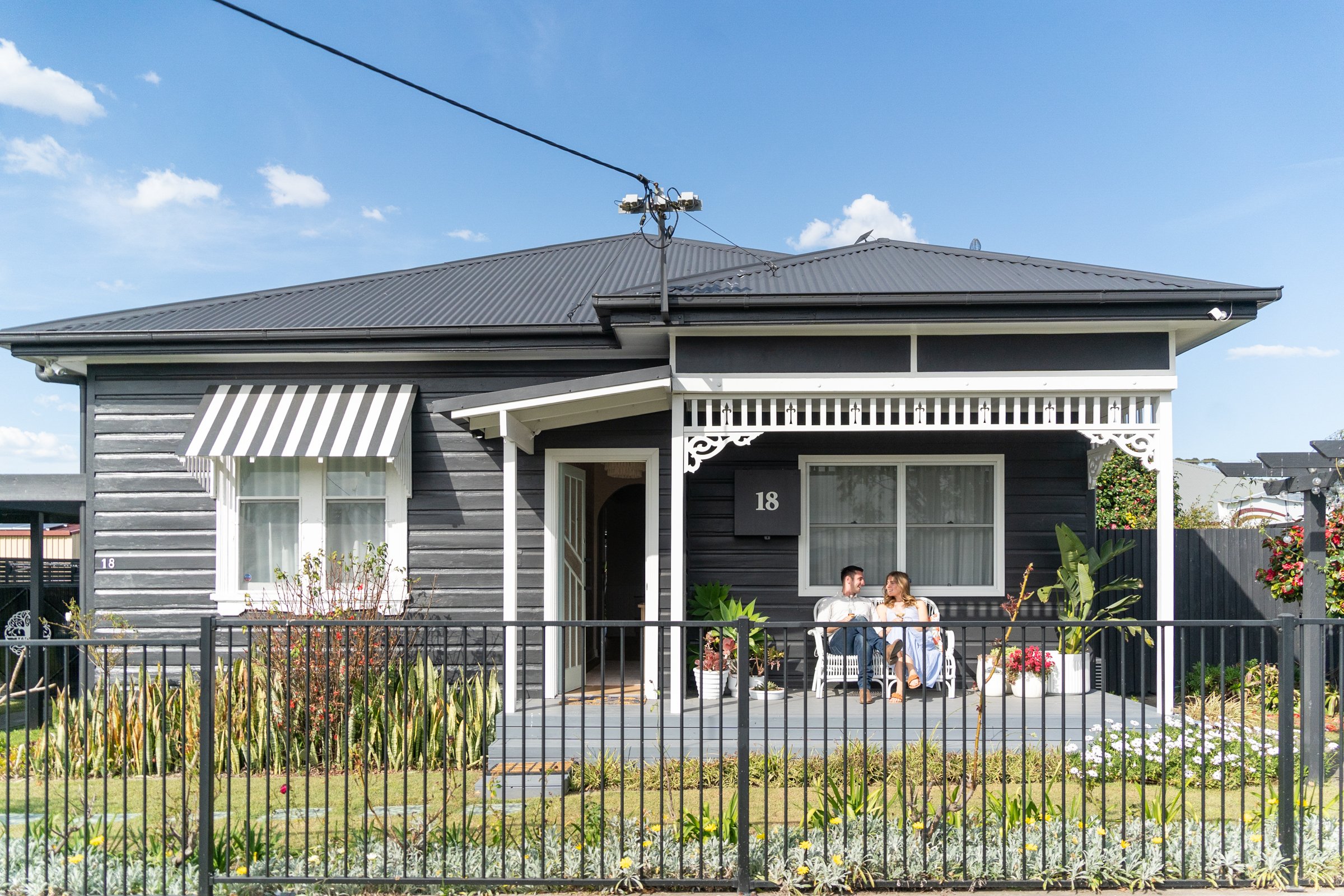 Maggie’s the Little Black Cottage - Hunter Valley's featured image