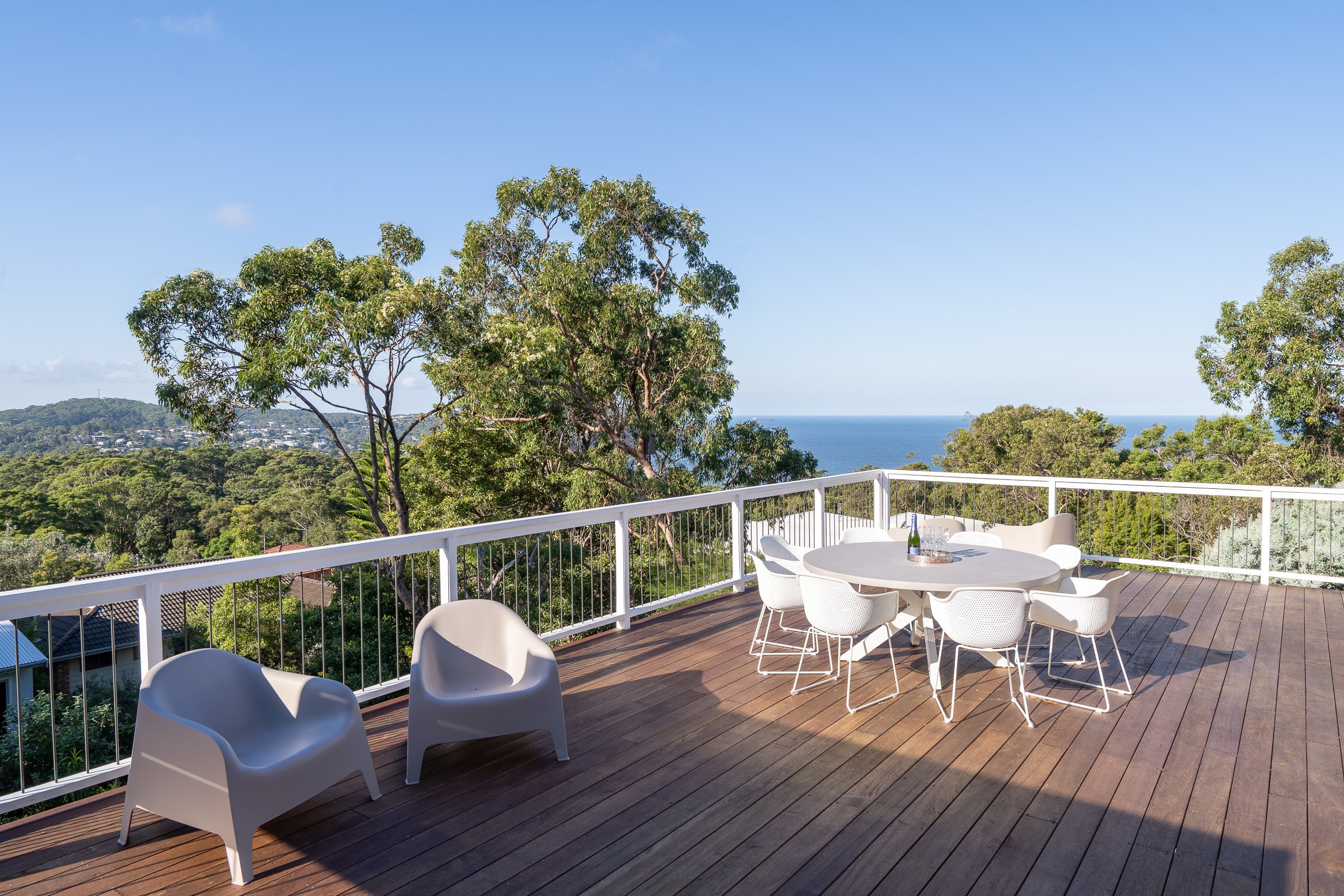 Aarini Cottage - The Ultimate Beachside Escape!'s featured image