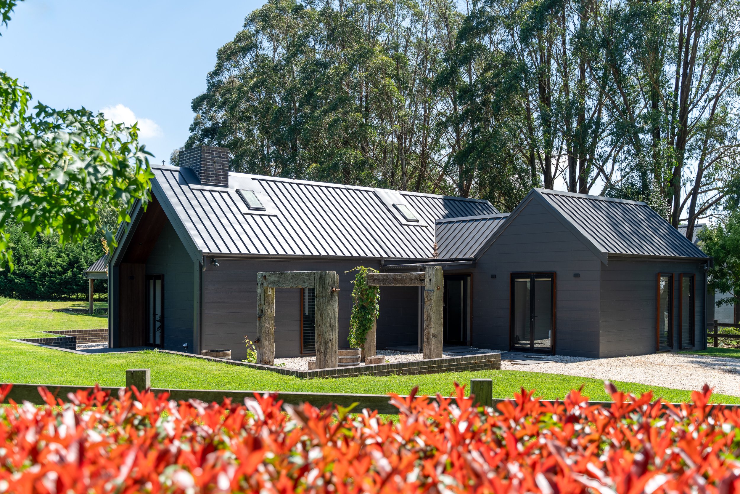 THE MIST COTTAGE Featured Image 1