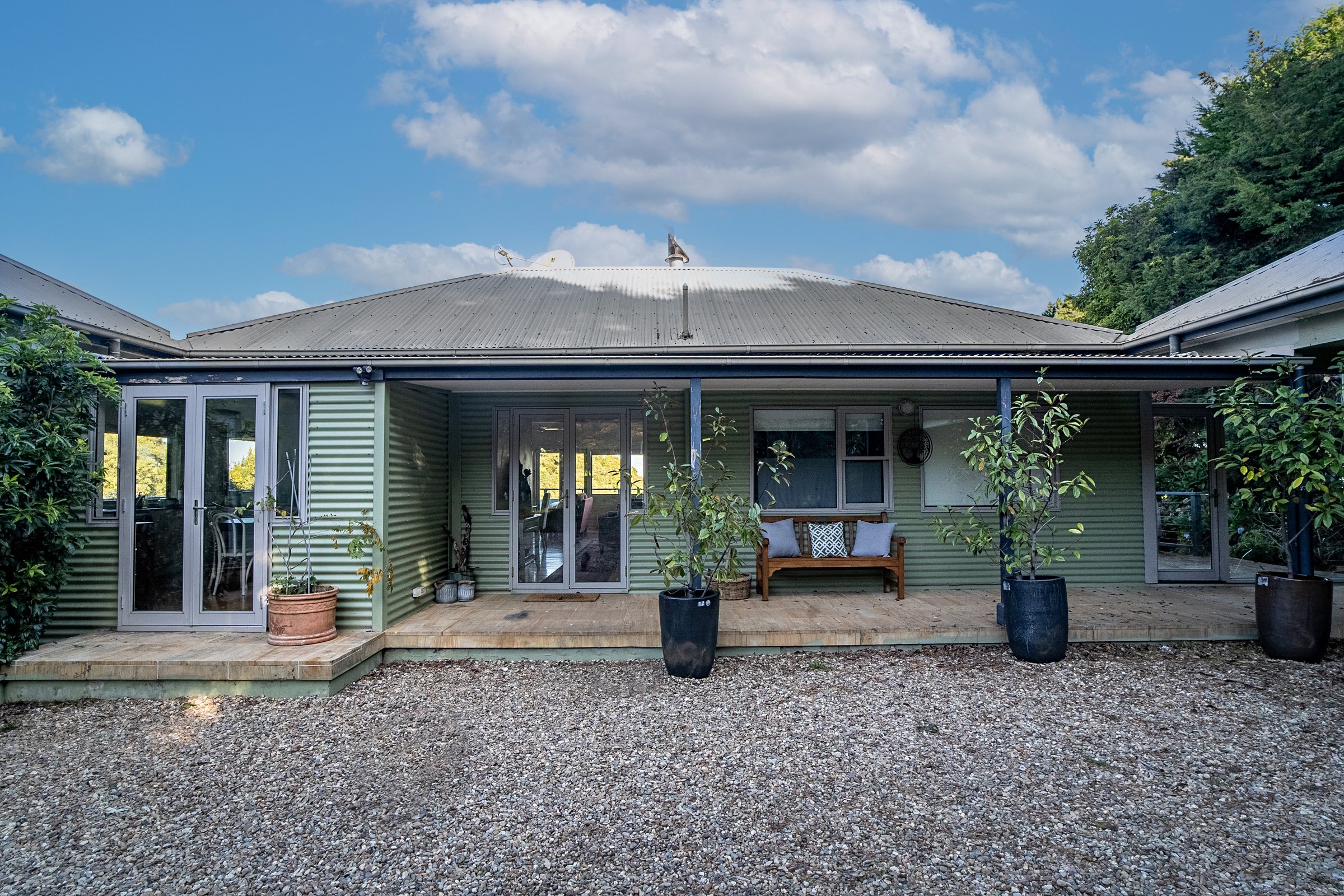 Applegarth Cottage - Whole House on 5 Acres Featured Image 3