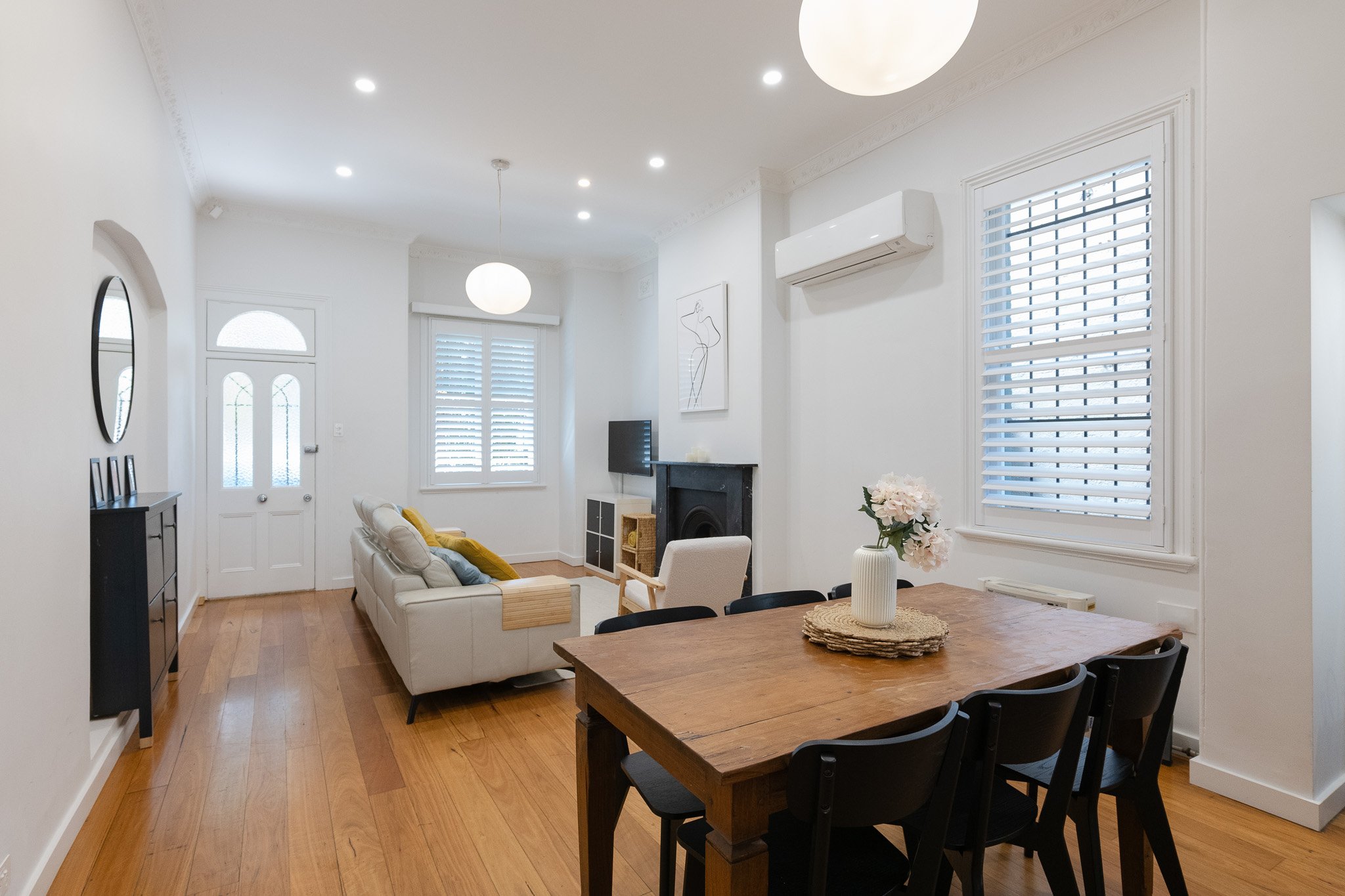 NEWTOWN Terrace House Oasis Featured Image 1