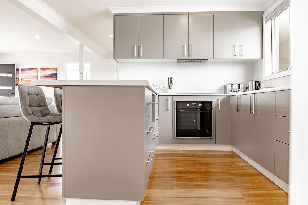 Georges Bay Bungalow Featured Image 1
