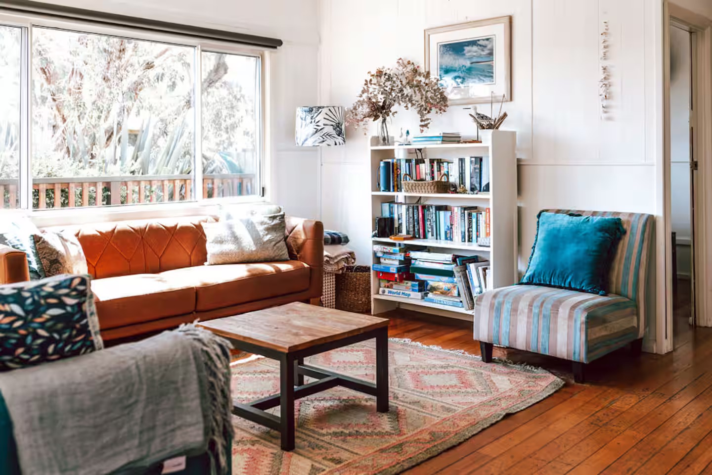 Sloop Cottage | beachfront | vibes Featured Image 1