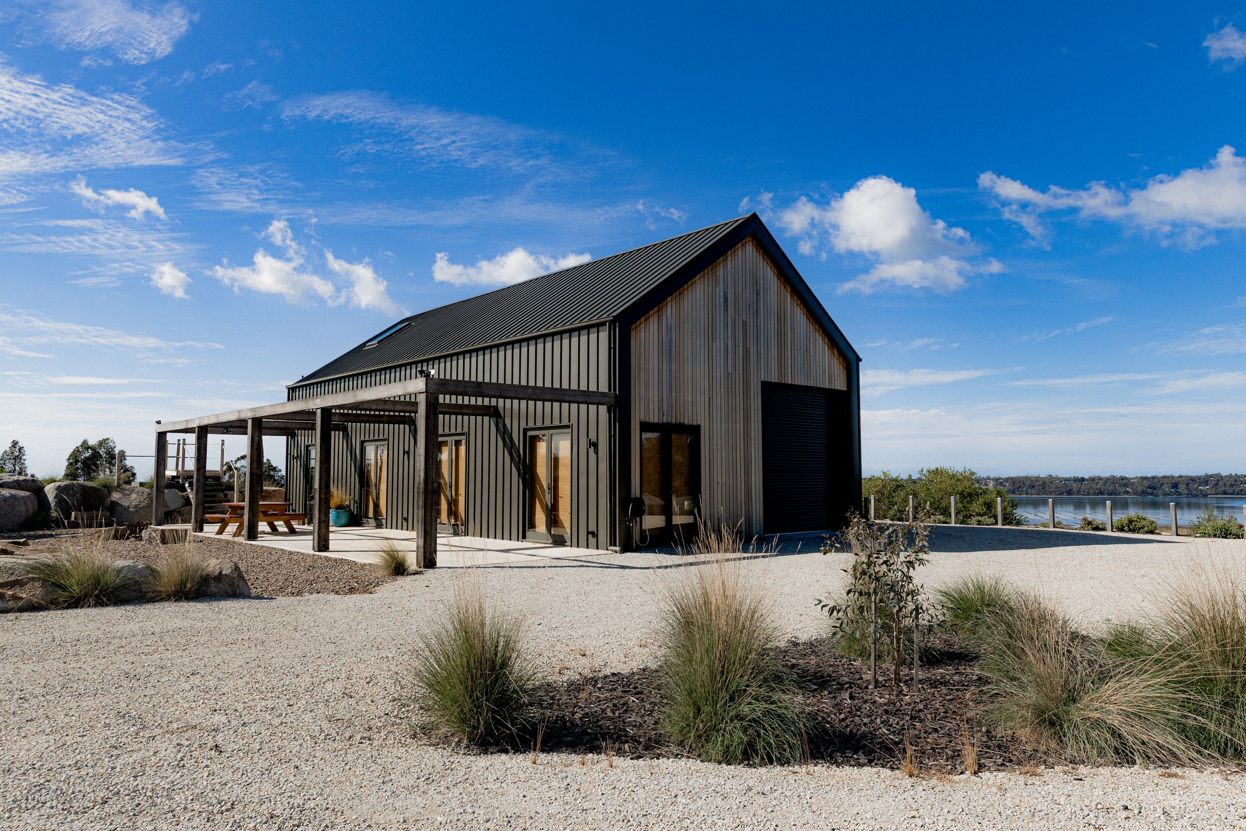 The Barn - Georges Bay, St Helens Featured Image 1