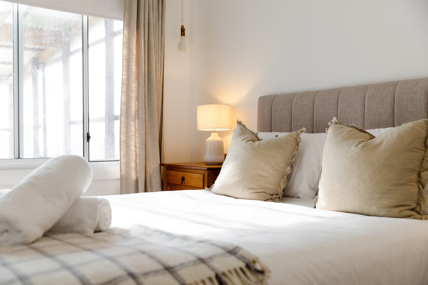 The Sea Keeper Bicheno | cosy seaside cottage Featured Image 1