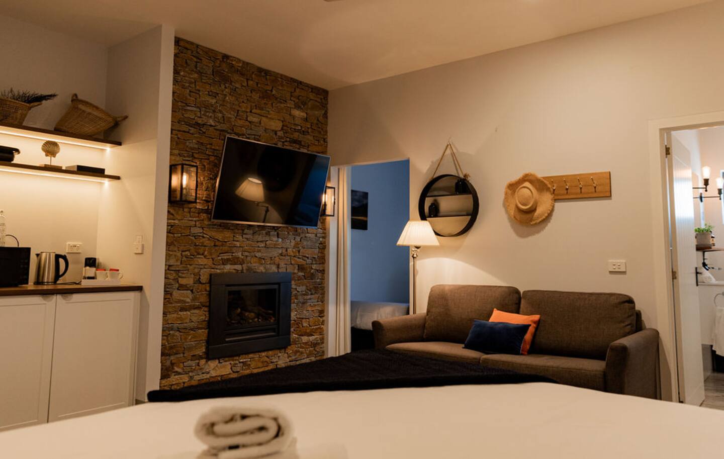 Bay Of Fires Apartments - Suite 8's featured image