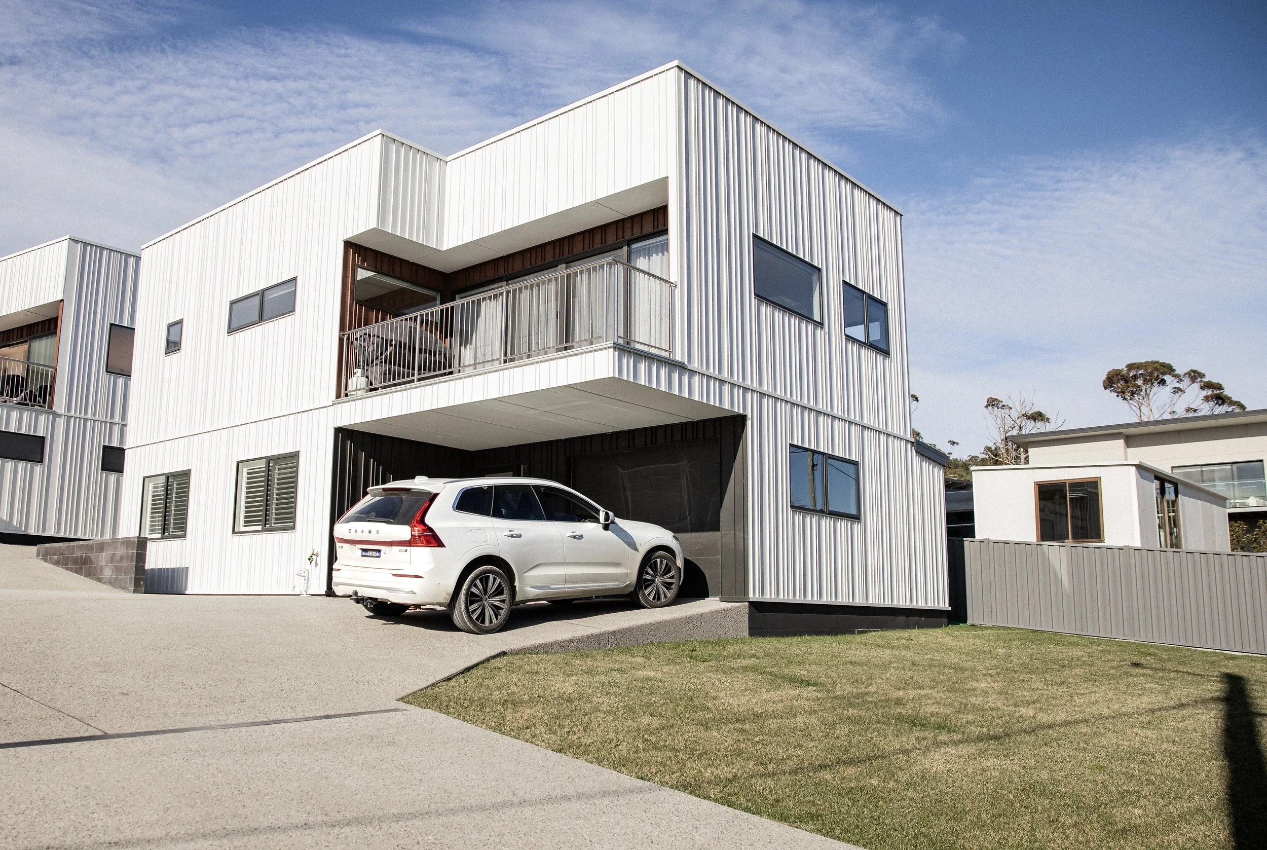 48 GORDON - Salt #1 - Front Unit's featured image