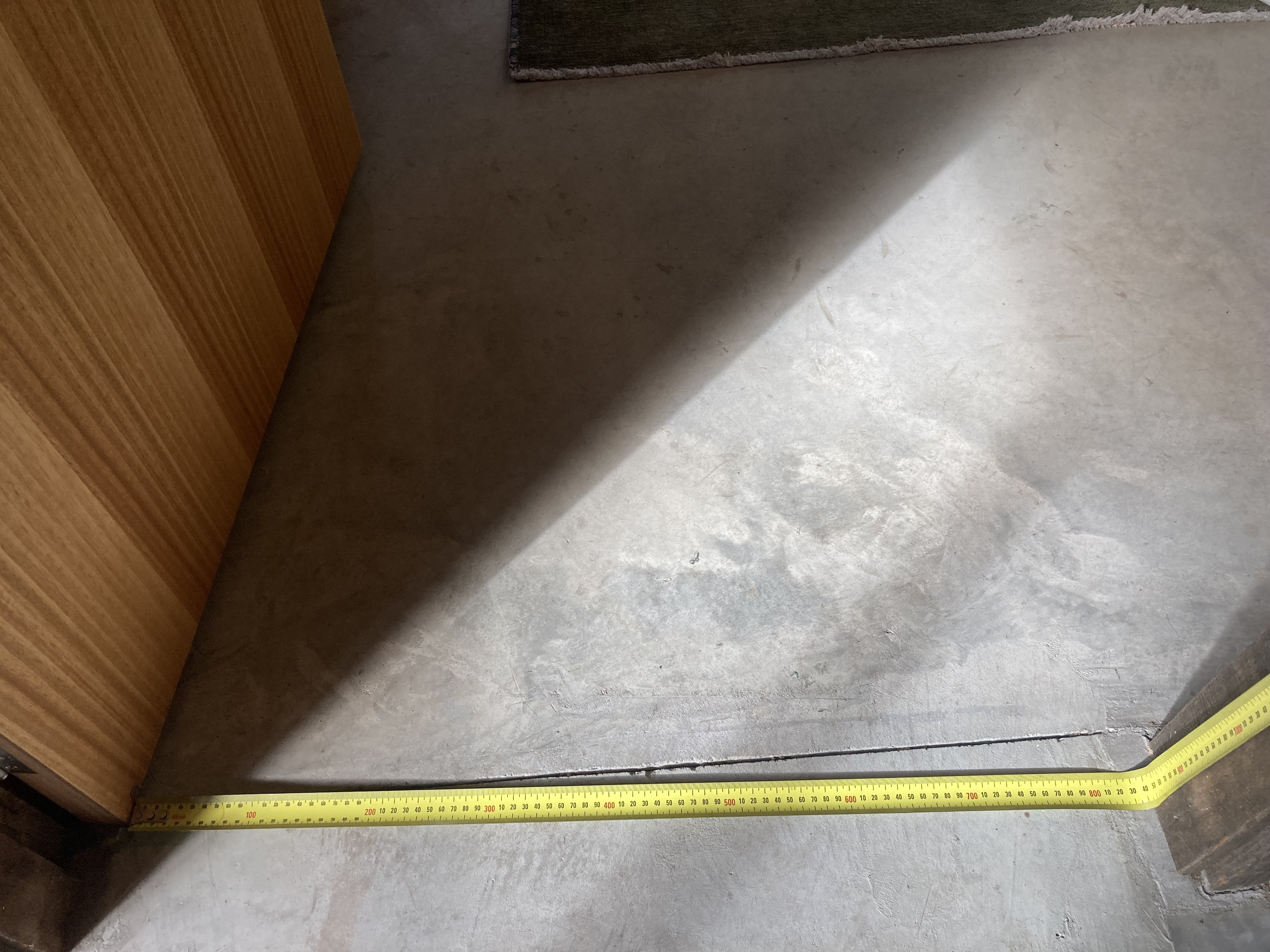 Suite-Shed-bathroom-door-accessibility-measurement