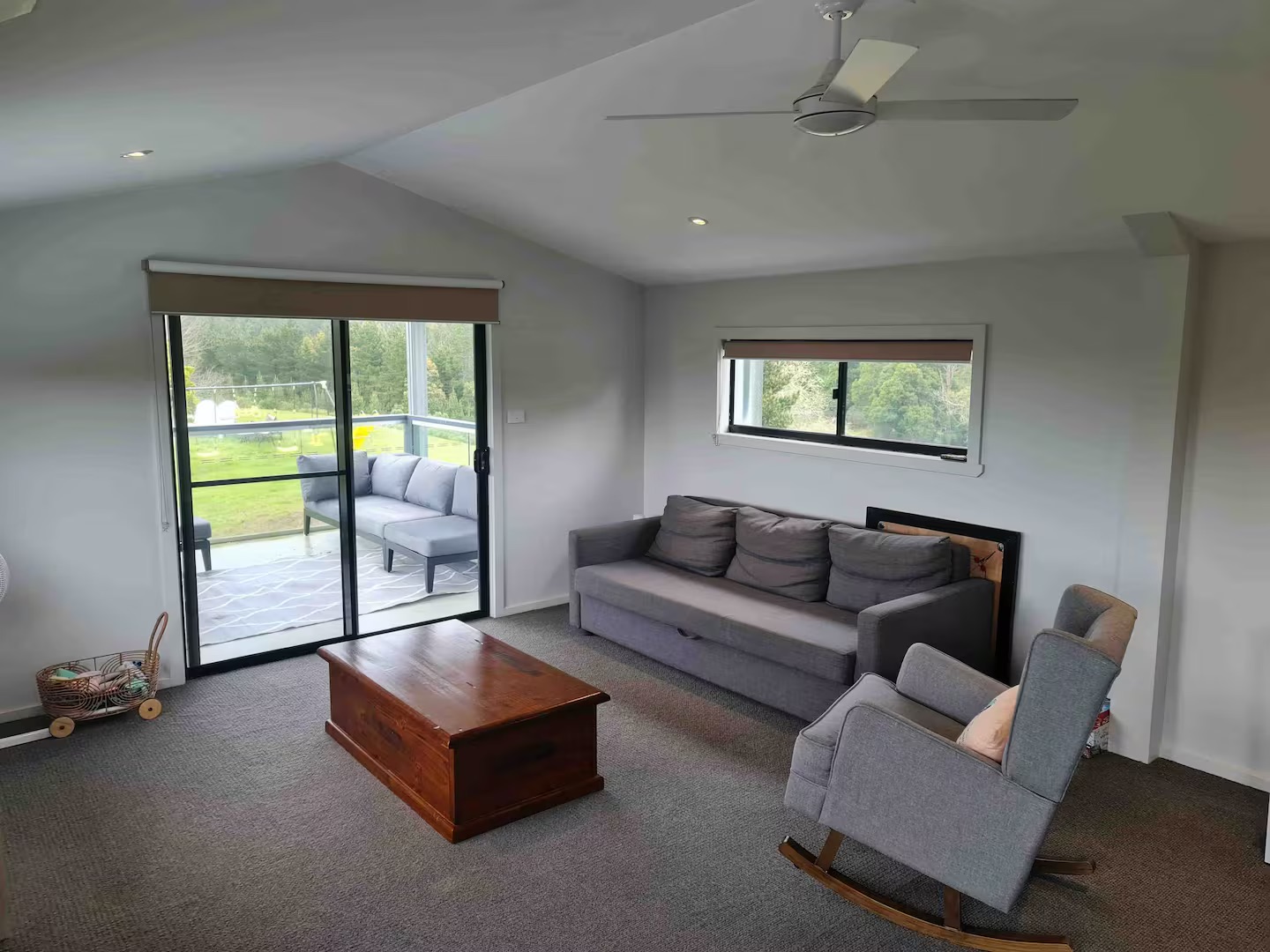 8a3fd734-7c73-4282-8929-3e6bee94e17e