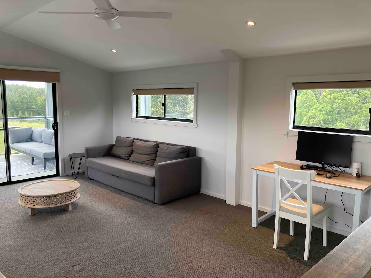 e949597b-2d8d-4074-8183-f461659e221f