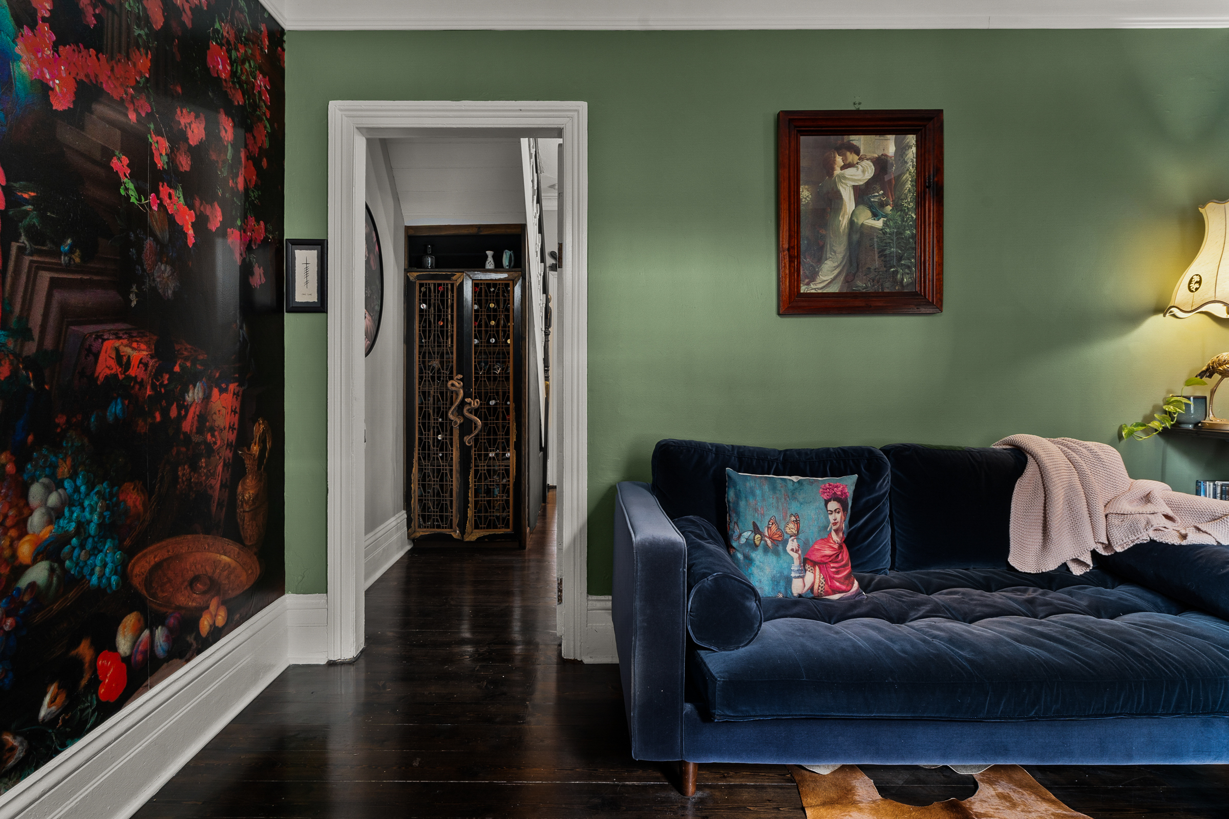 Hyacinth House - Romantic Gothic Style Getaway Featured Image 3