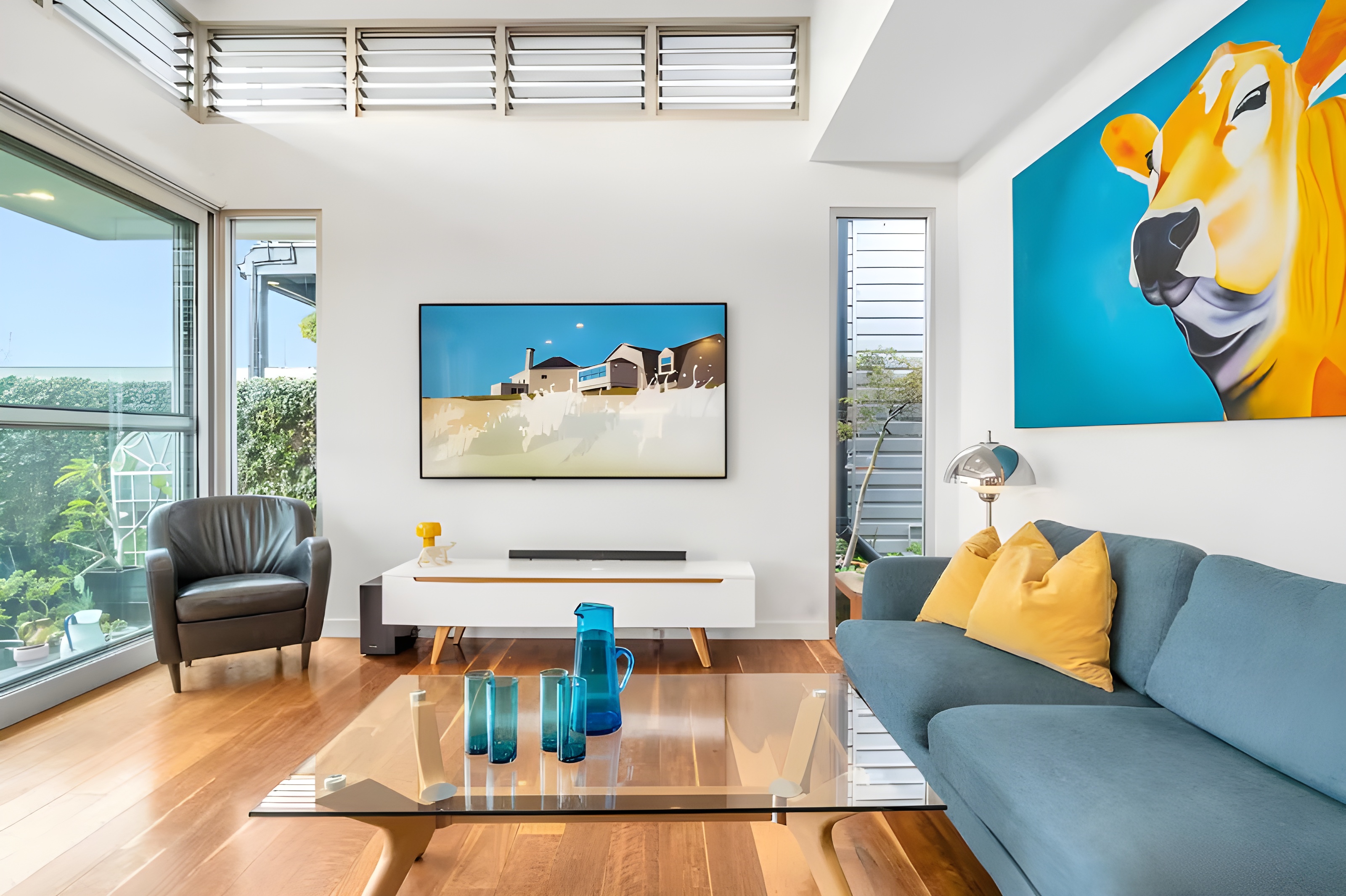 Thomas - Classic Cottage Spacious & Bright Featured Image 1