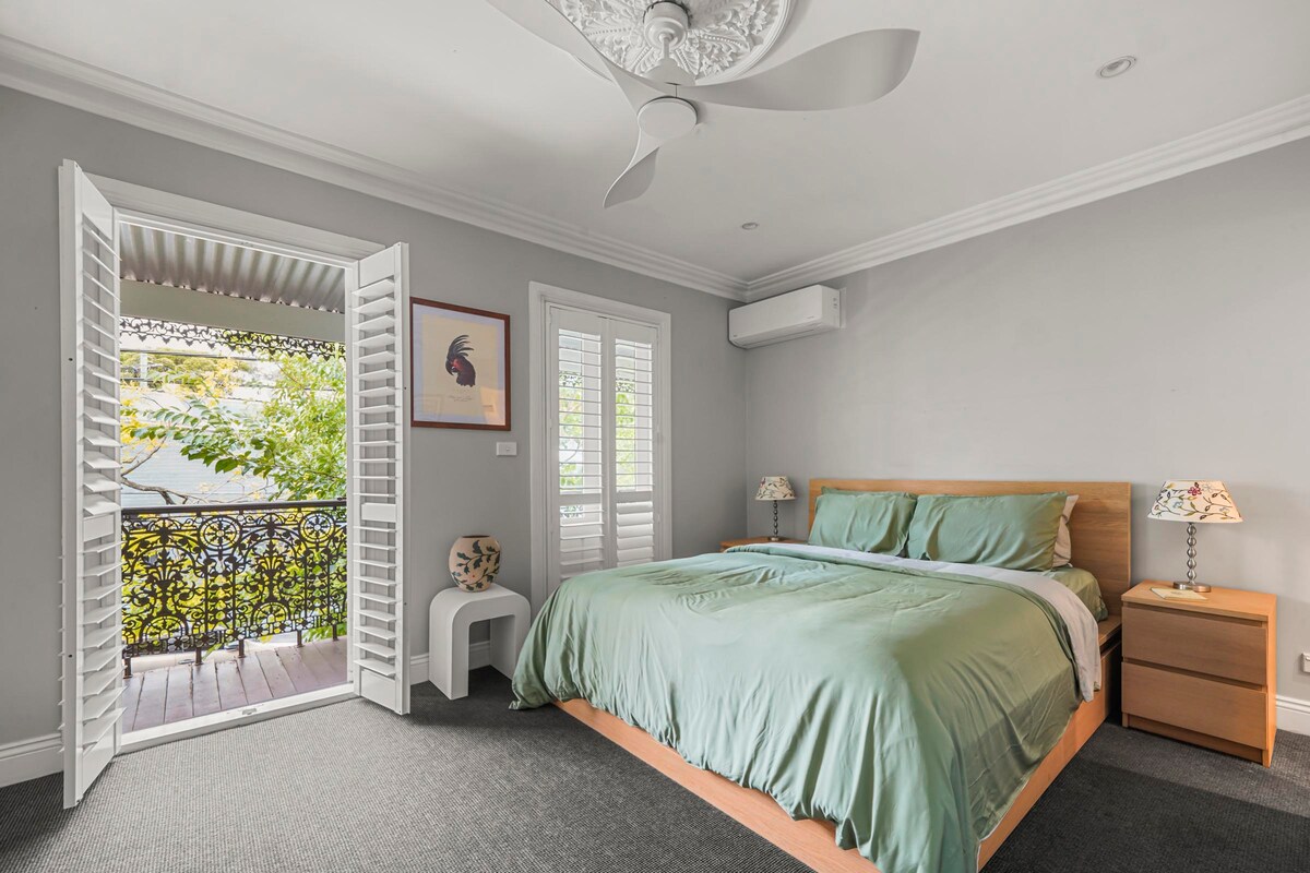 Saint Mary - Garden Retreat near Newtown & Enmore Featured Image 3