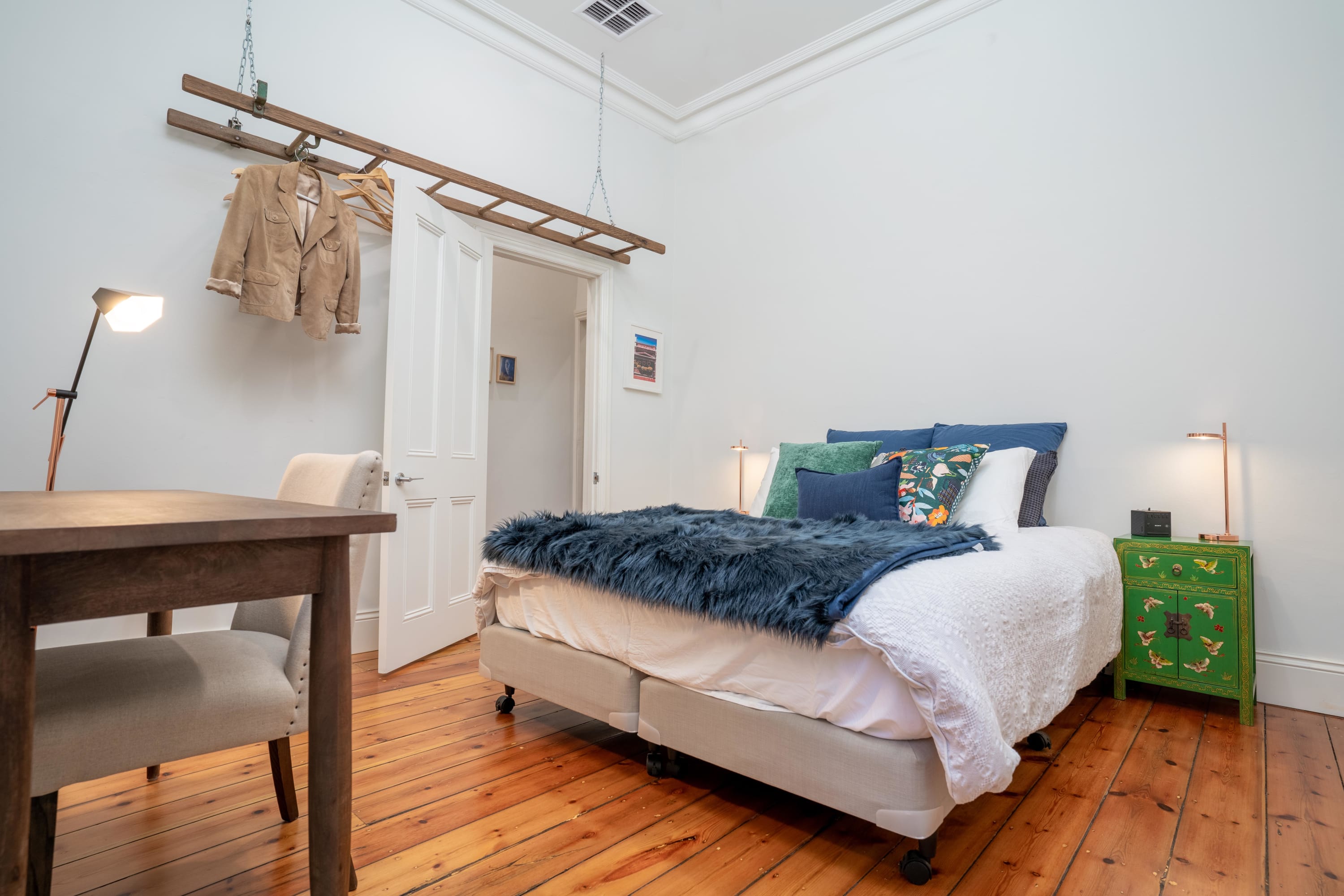 The Blue Door | Luxe Heritage 2BR Cottage in CBD Featured Image 2