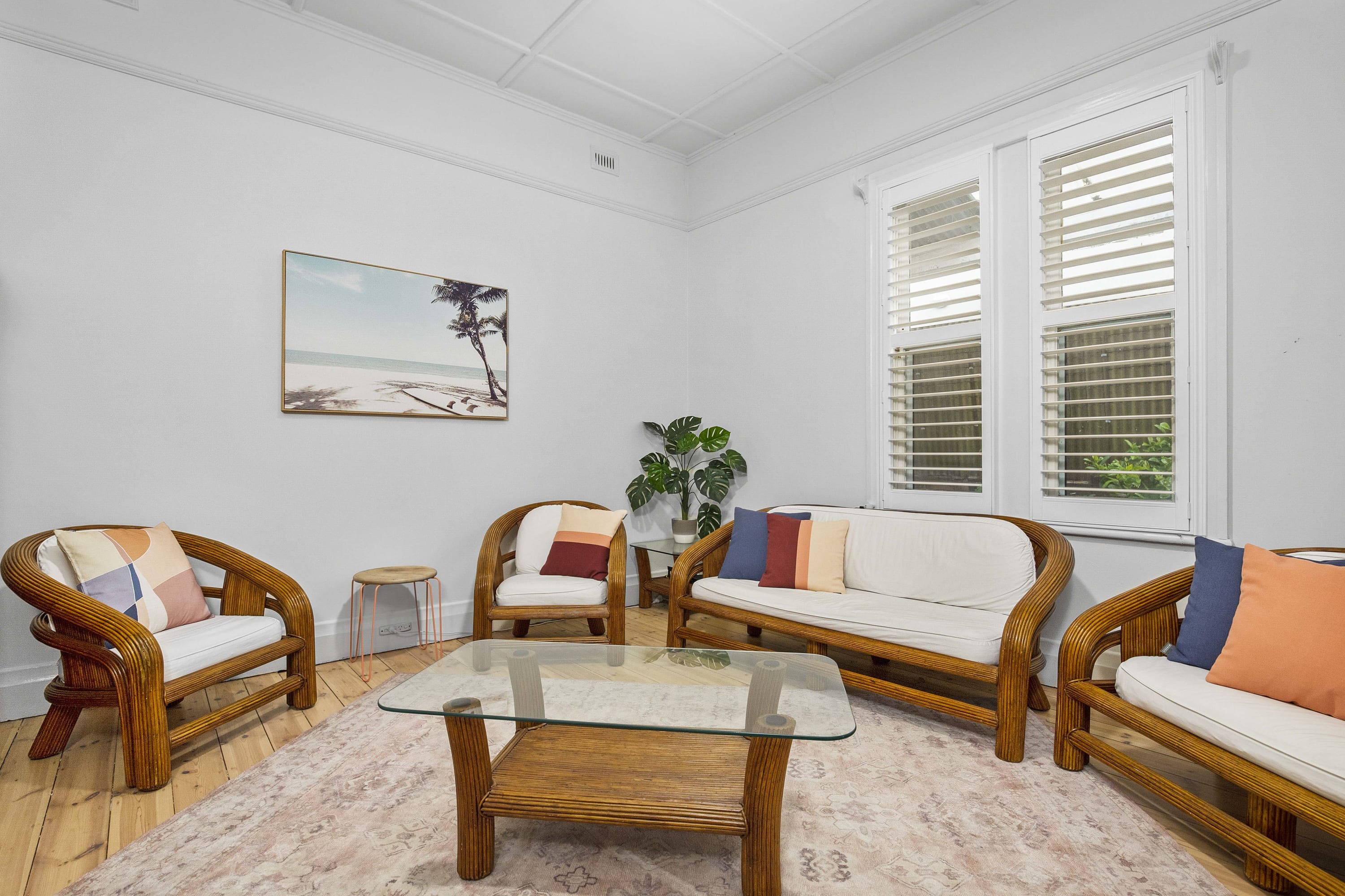 Wanderlust 3BR Cottage Grange | Pet Friendly Featured Image 1