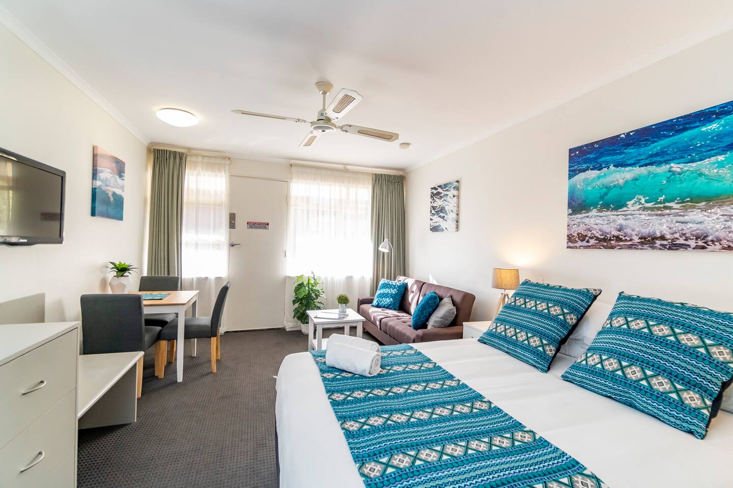 Glenelg Central Studio Aqua Featured Image 2
