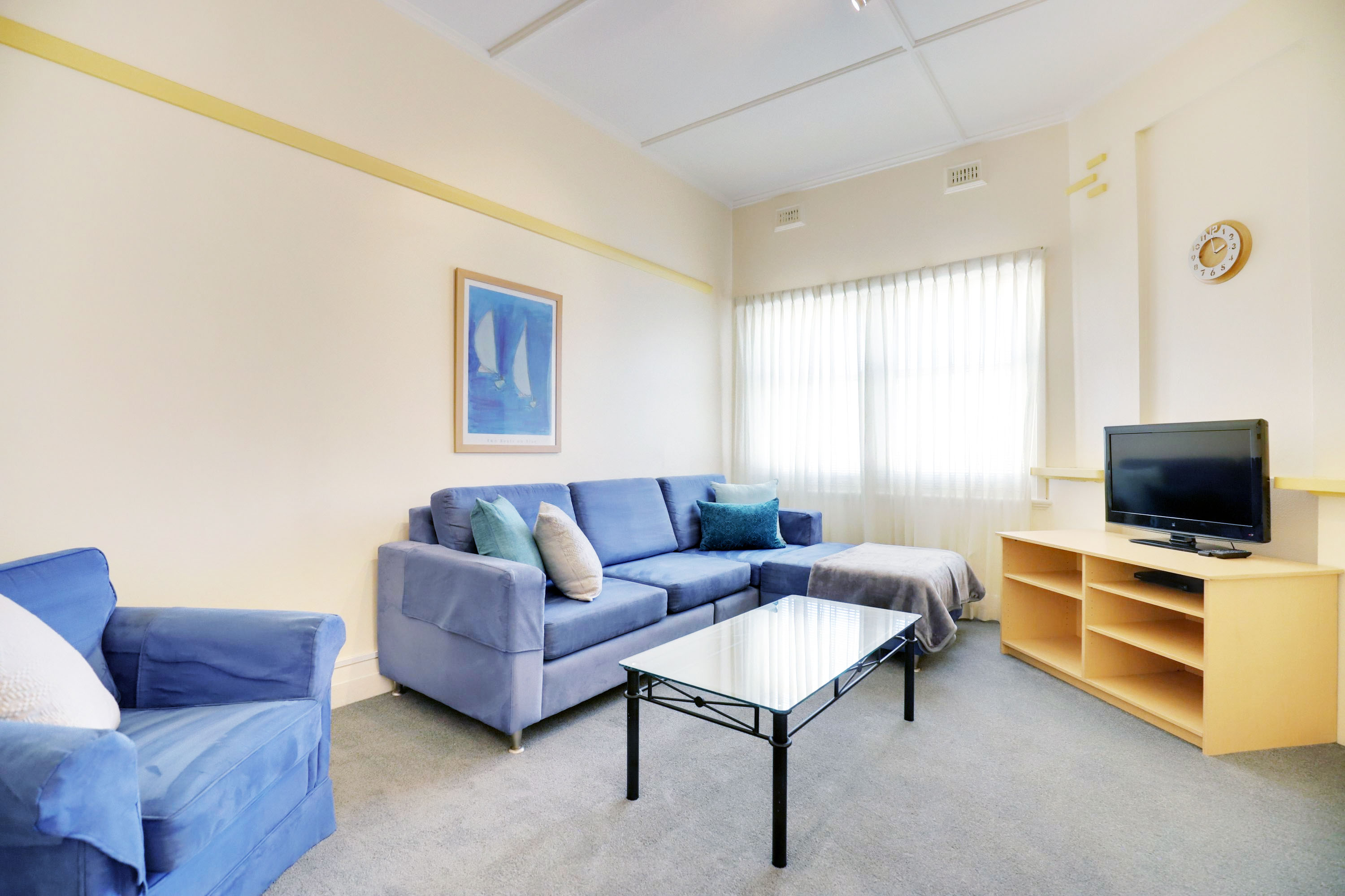 Large Family 2 bdrm. Sleeps up to 7. Glenelg's featured image