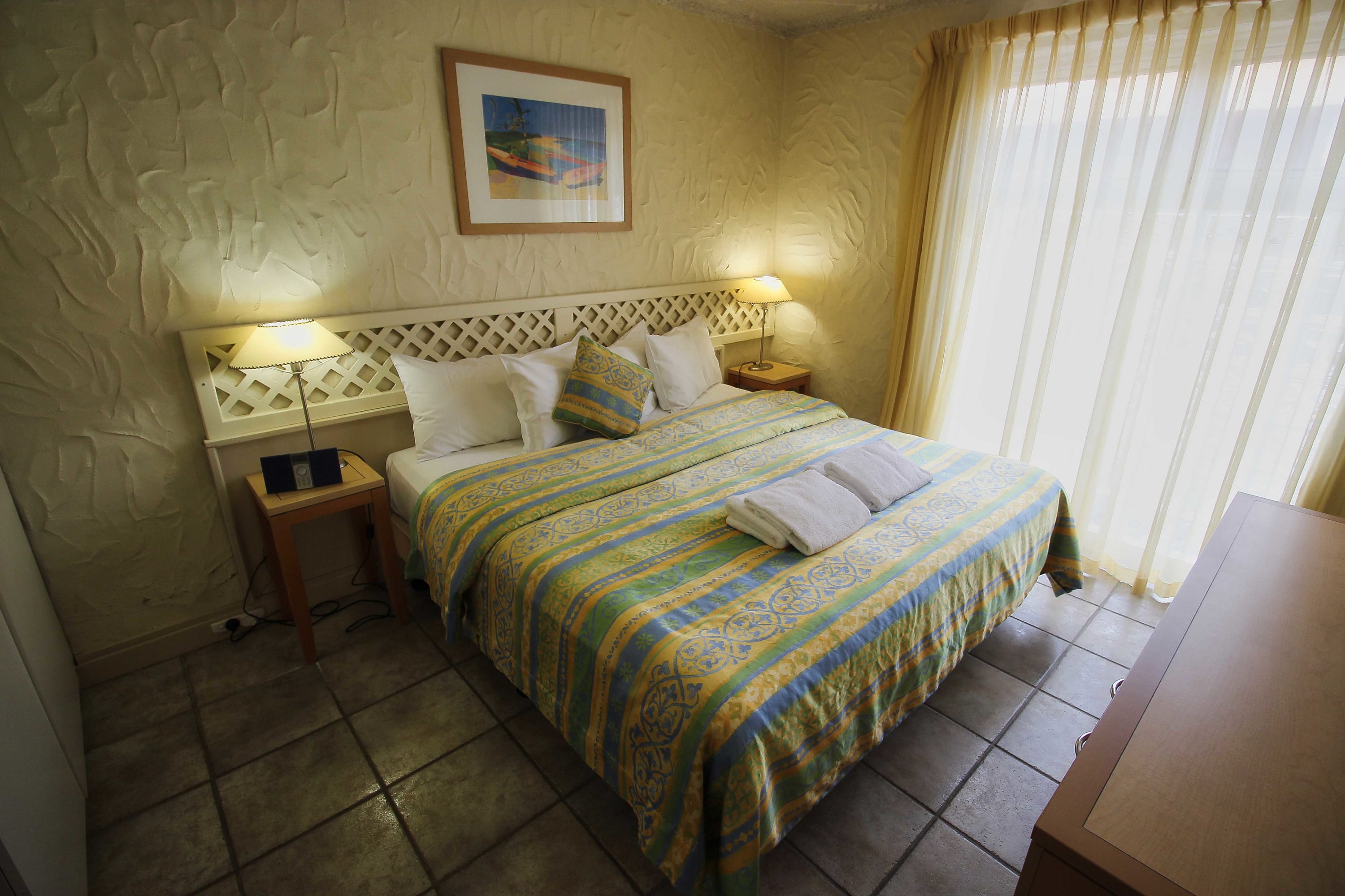 Riverside Courtyard Glenelg North | Pets Welcome's featured image