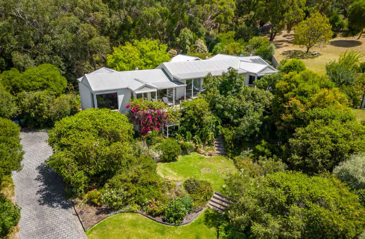 Spacious Home with Ocean Views Featured Image 1
