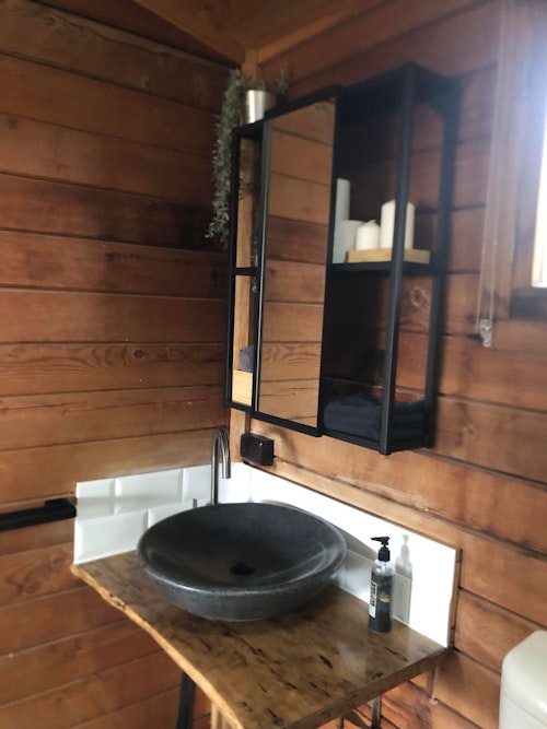 Hytti Cabin Featured Image 3