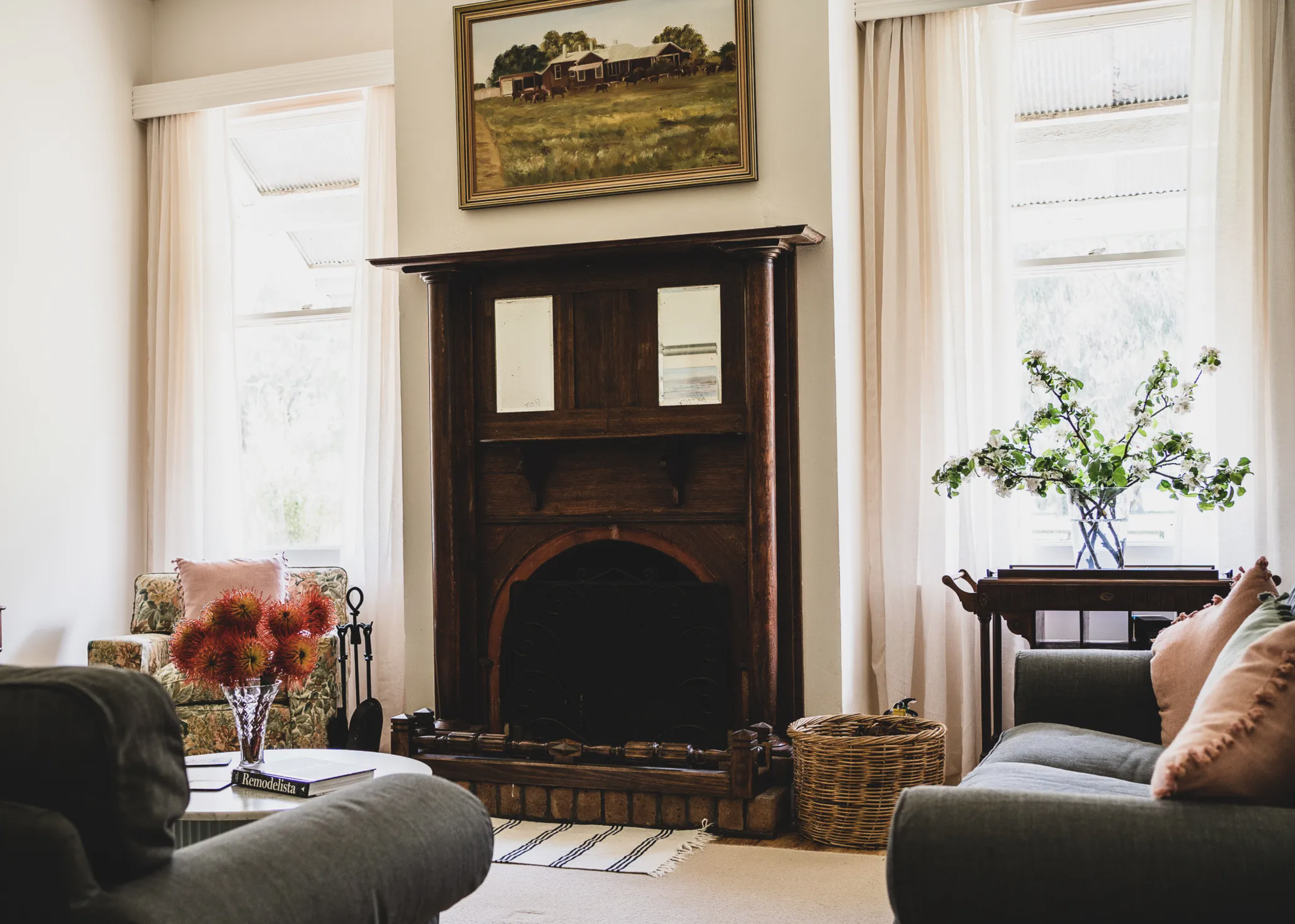 Yalloak House, Riverfront Farmhouse at Birregurra Featured Image 3