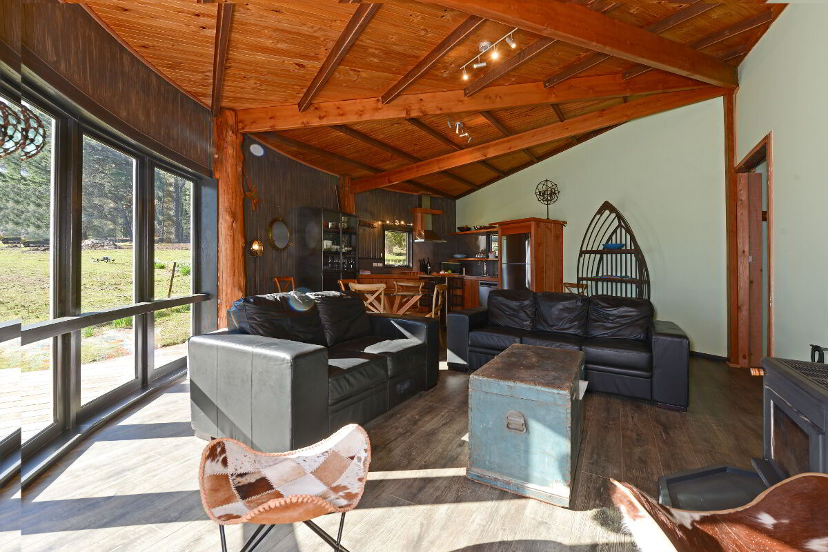 Taylors Bay Cottage - Fishermans cabin with a twist Featured Image 2