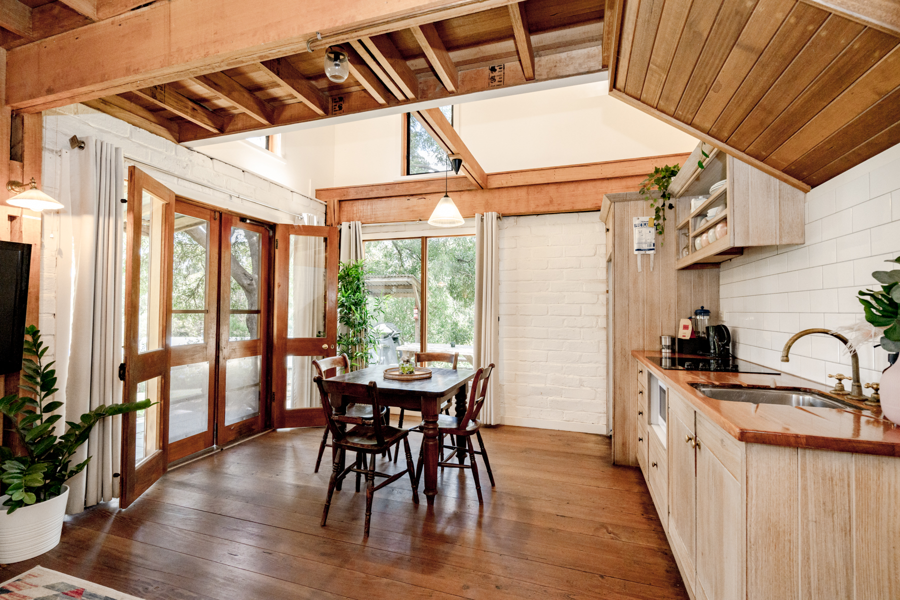 Blackwood Cottage Featured Image