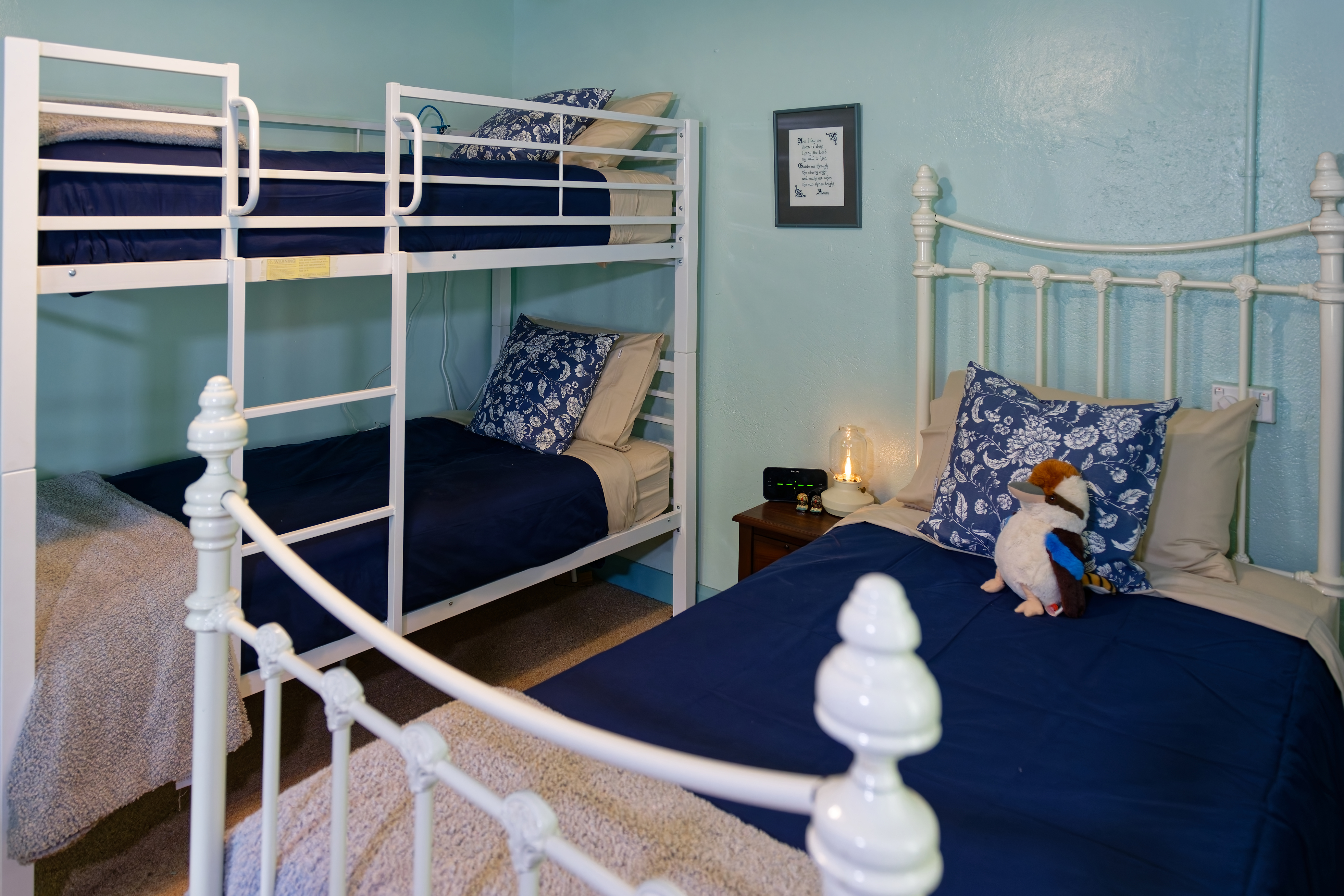 single bunk beds, single bed and trundle