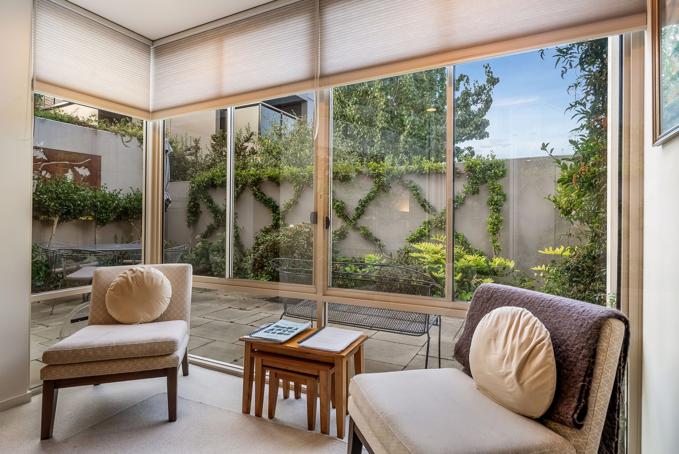 Salamanca Precinct Apartment Featured Image 1