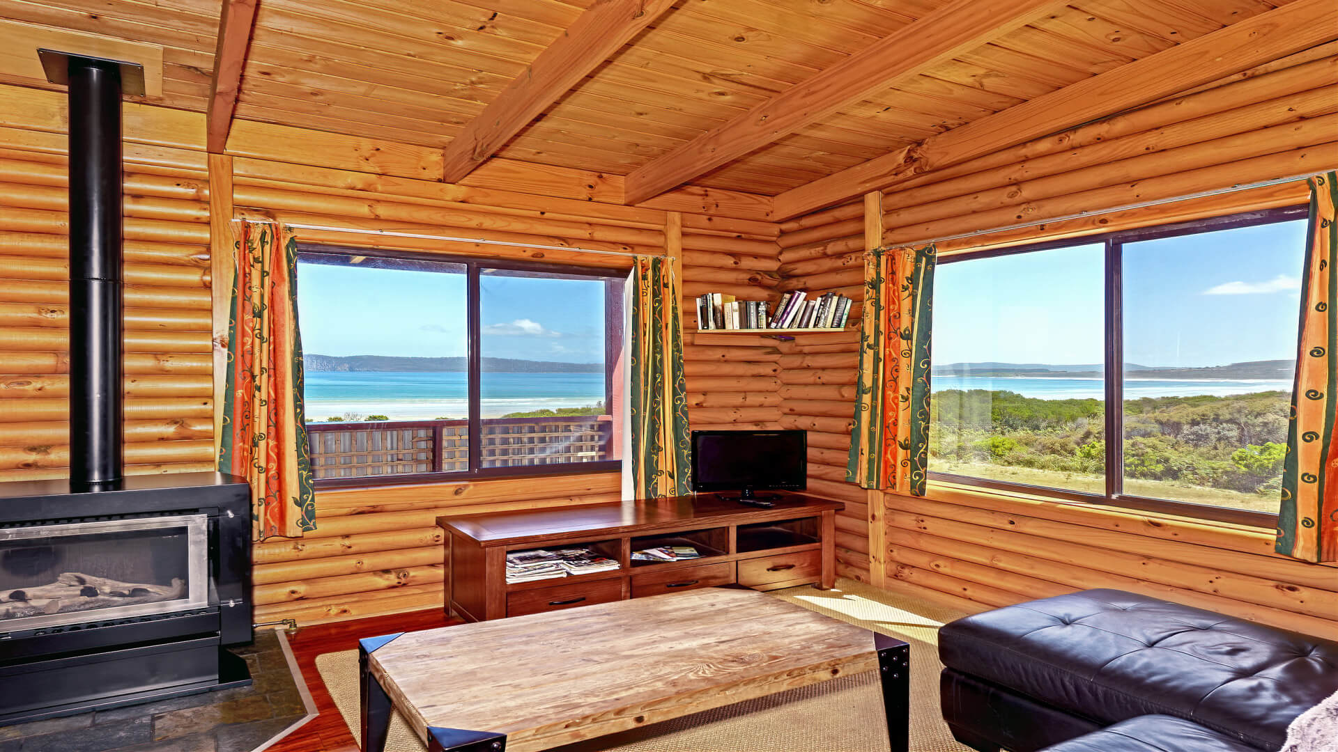 Cloudy Bay Cabin's featured image